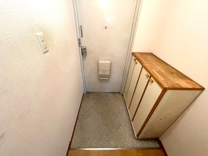 物件内観写真21　(玄関)