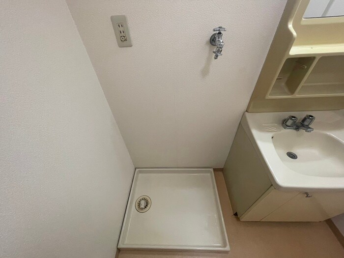 物件内観写真22　(洗濯機置場)