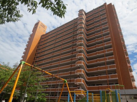 ﾗｲｵﾝｽﾞﾏﾝｼｮﾝ若江東弐番館(1304)外観写真