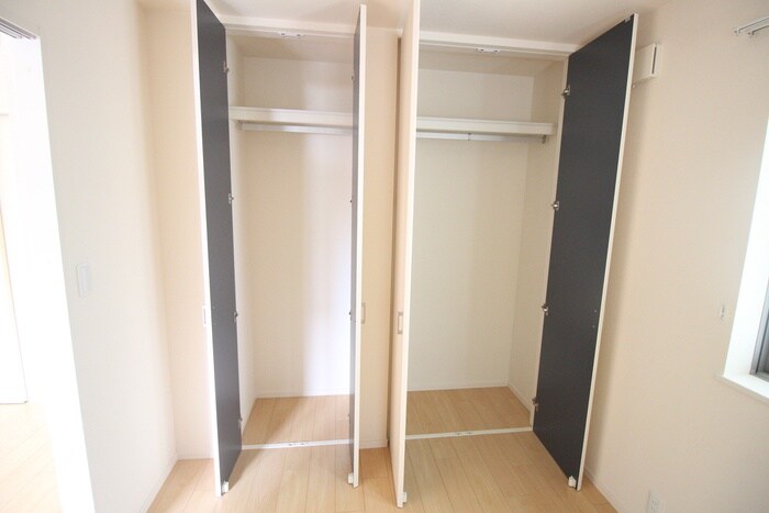 物件内観写真13　(収納)