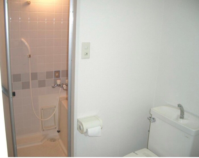 物件内観写真12　(バス／シャワールーム等)