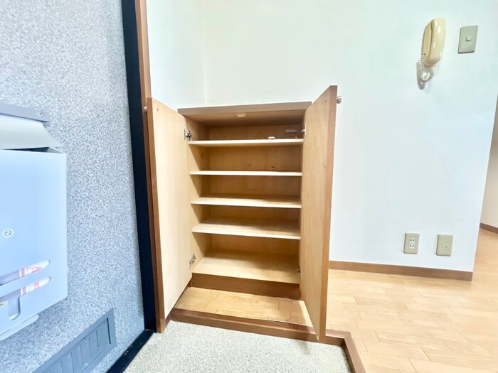 メゾン静の収納