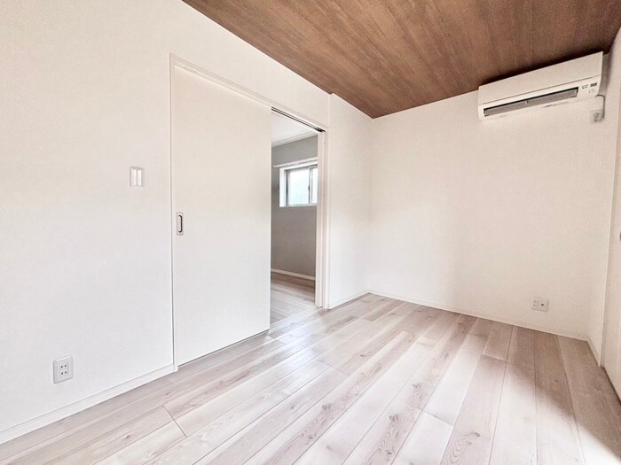 物件内観写真14　(居室)