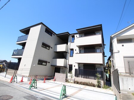 SOLEADO外観写真