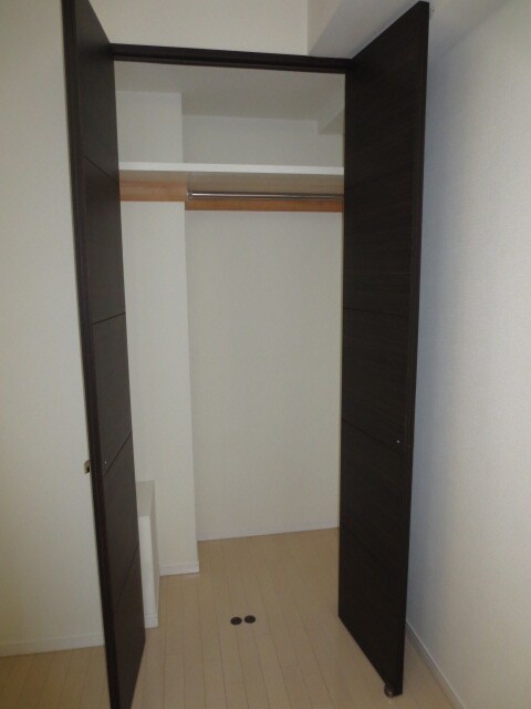 物件内観写真13　(収納)