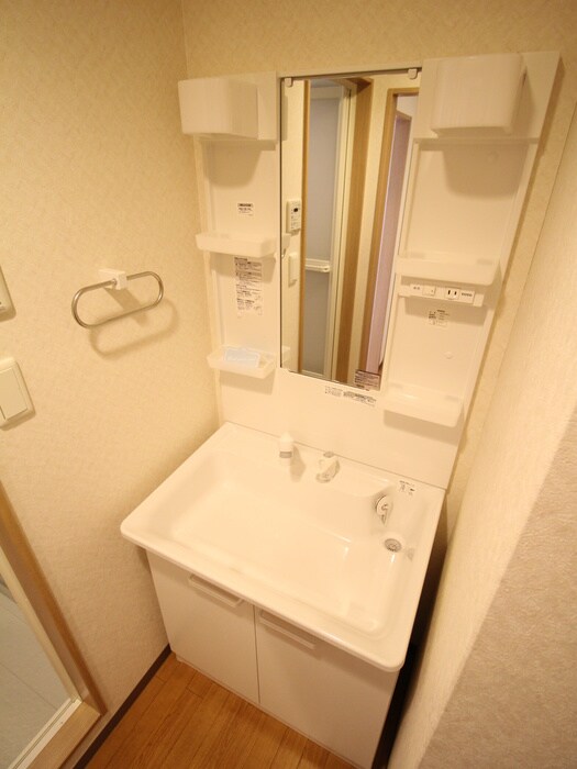 物件内観写真10　(洗面)