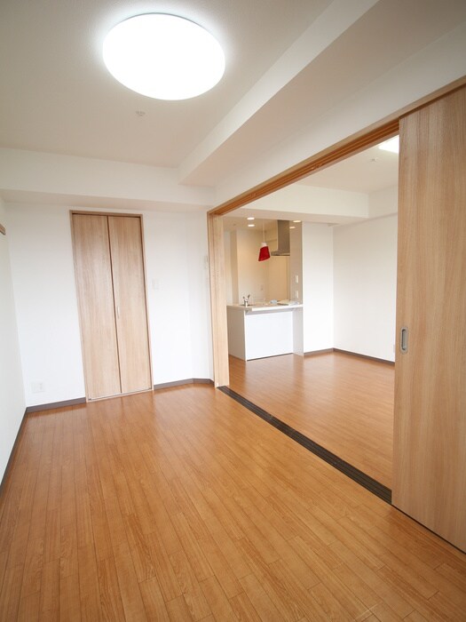 物件内観写真19　(居室)