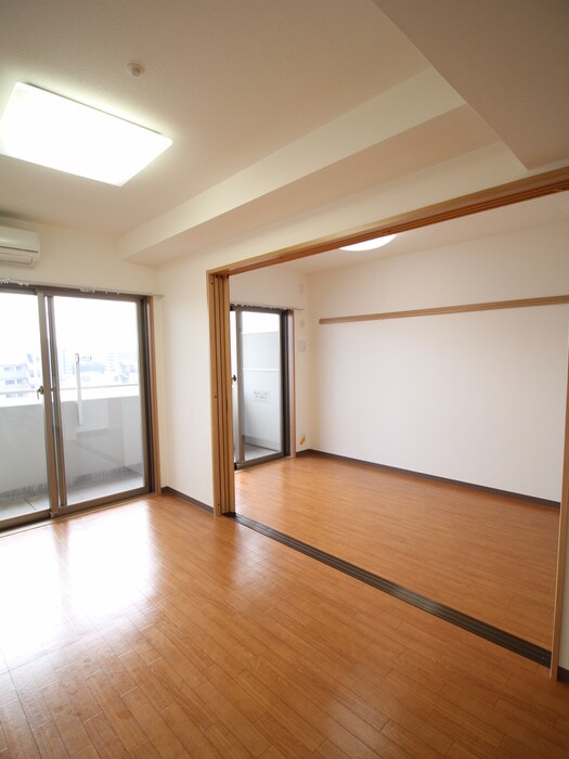 物件内観写真21　(居室)