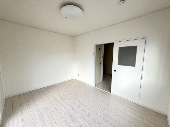 物件内観写真12　(居室)