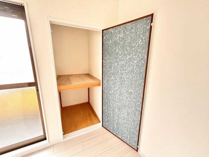 物件内観写真15　(収納)