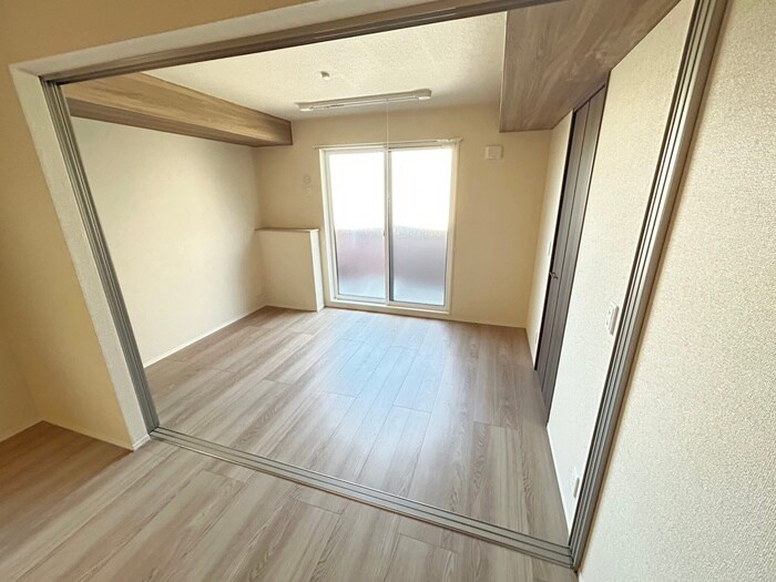 物件内観写真10　(居室)