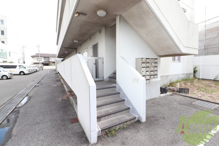 物件外観写真2　(外観写真)