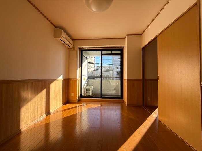 物件内観写真7　(居室)