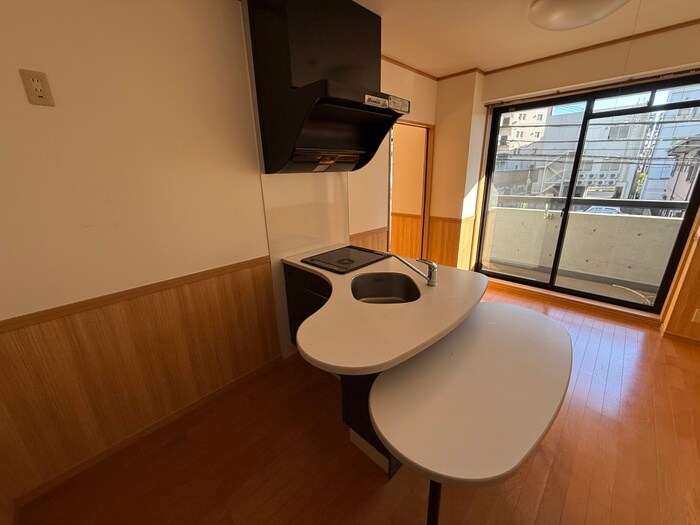 物件内観写真8　(キッチン)