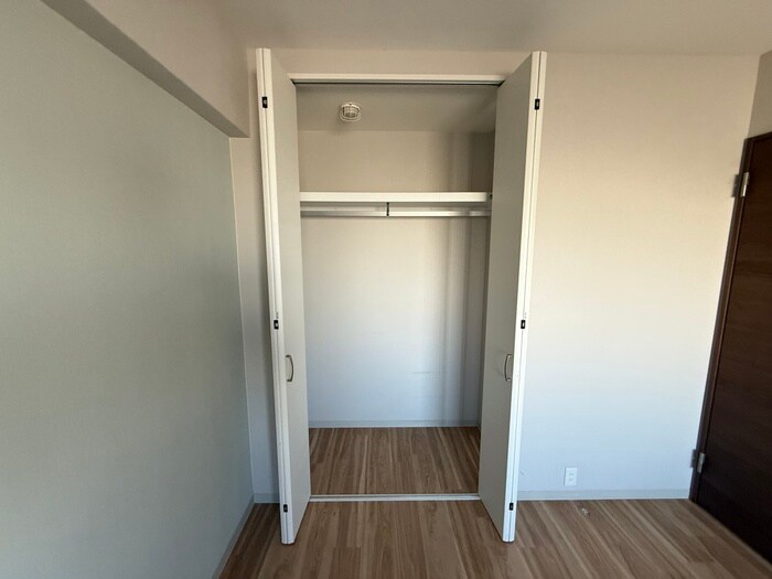 物件内観写真12　(収納)