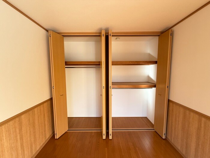 物件内観写真13　(収納)