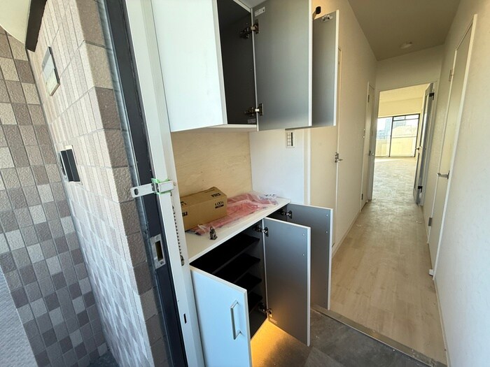 物件内観写真14　(靴箱)