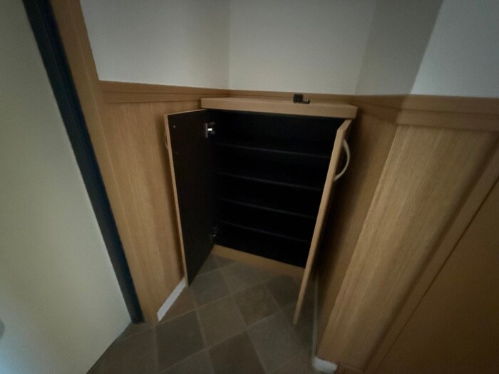 物件内観写真14　(靴箱)