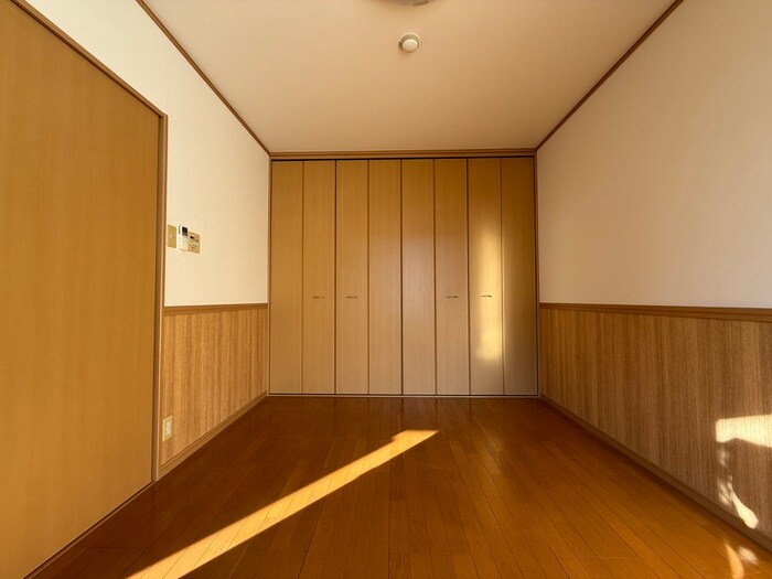 物件内観写真16　(居室)