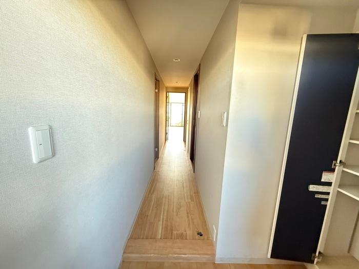 物件内観写真17　(廊下)