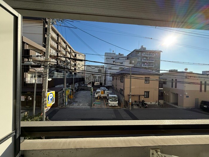 物件内観写真21　(室内からの展望)