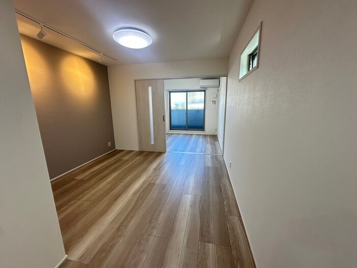 物件内観写真11　(居室)