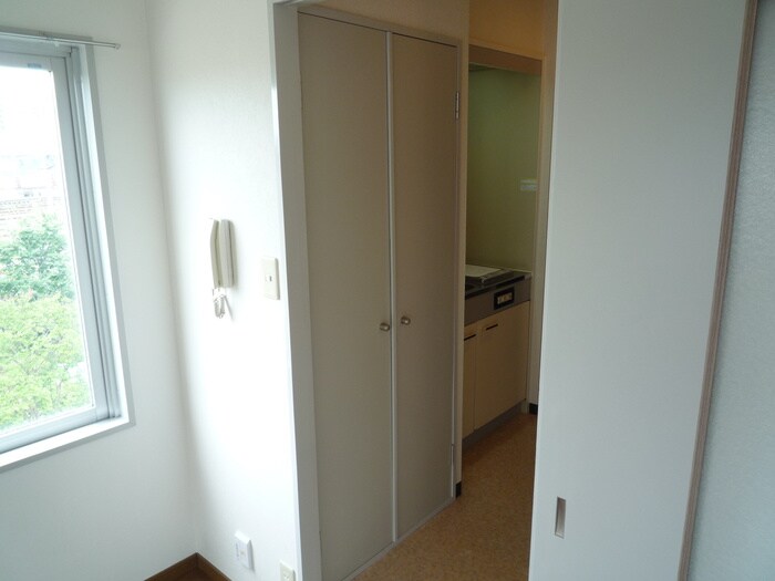 物件内観写真21　(収納)