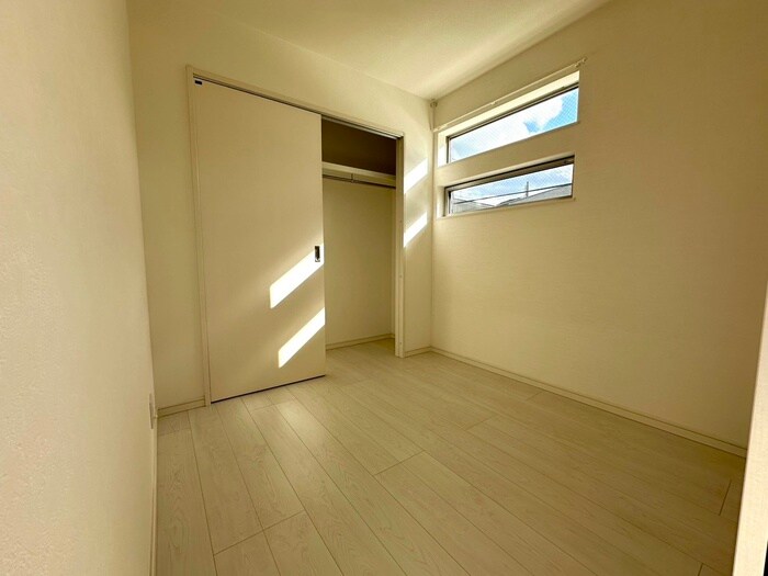 物件内観写真19　(居室)