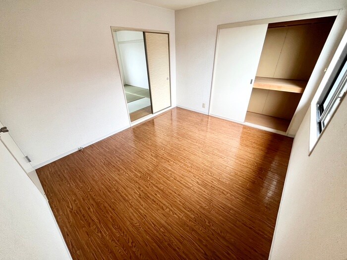 物件内観写真11　(居室)