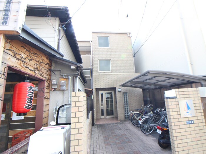 物件外観写真1　(外観写真)