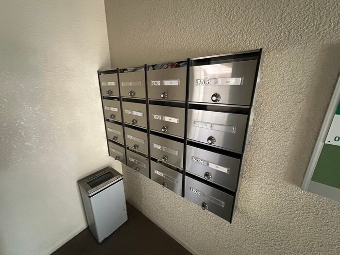 物件外観写真6　(建物設備)