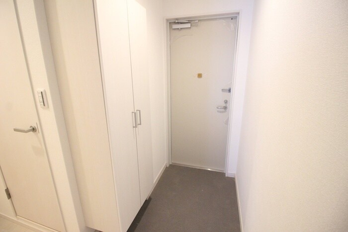 物件内観写真17　(玄関)