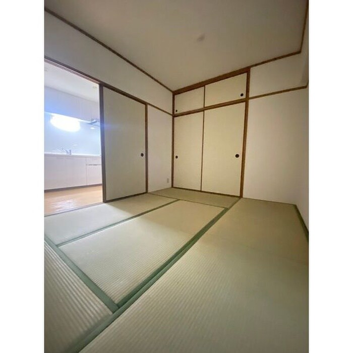 物件内観写真10　(居室)