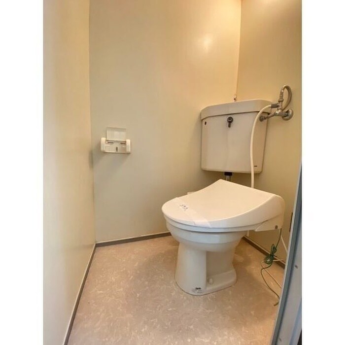 物件内観写真14　(トイレ)