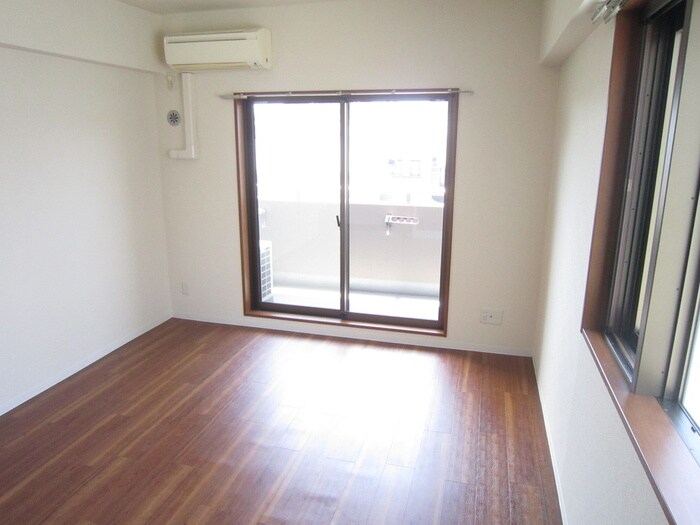 物件内観写真15　(居室)