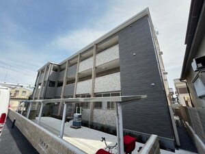 アティオ　パパ外観写真