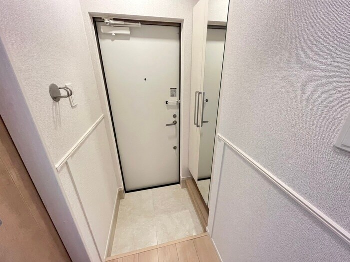 物件内観写真15　(玄関)