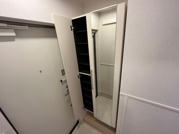 物件内観写真16　(靴箱)