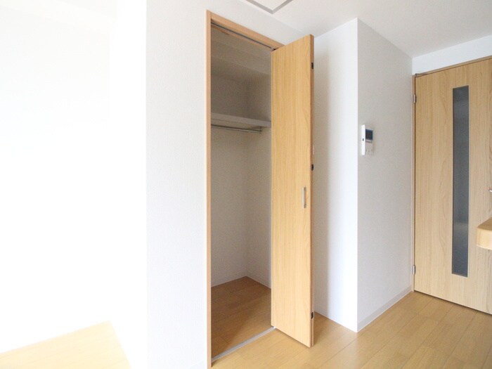 物件内観写真11　(収納)