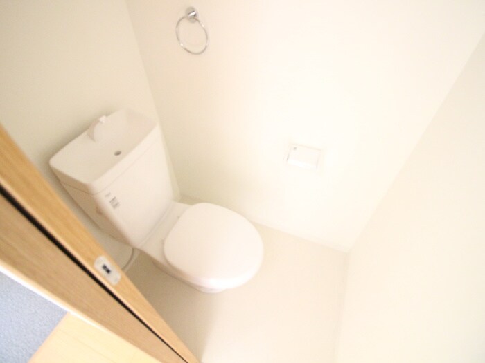 物件内観写真14　(トイレ)