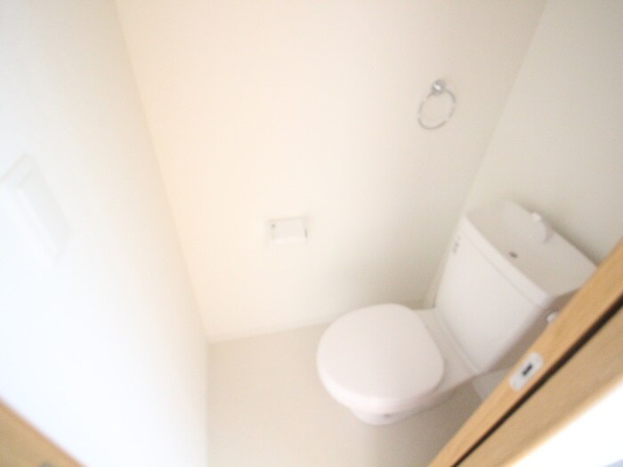 物件内観写真15　(トイレ)