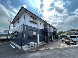 ピュアナハートB棟外観写真