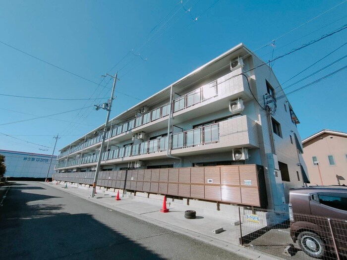 物件外観写真2　(外観写真)