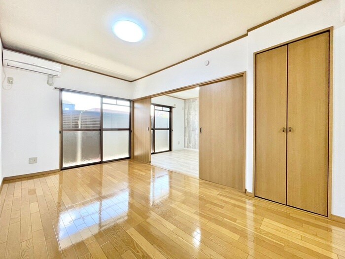 物件内観写真8　(居室)