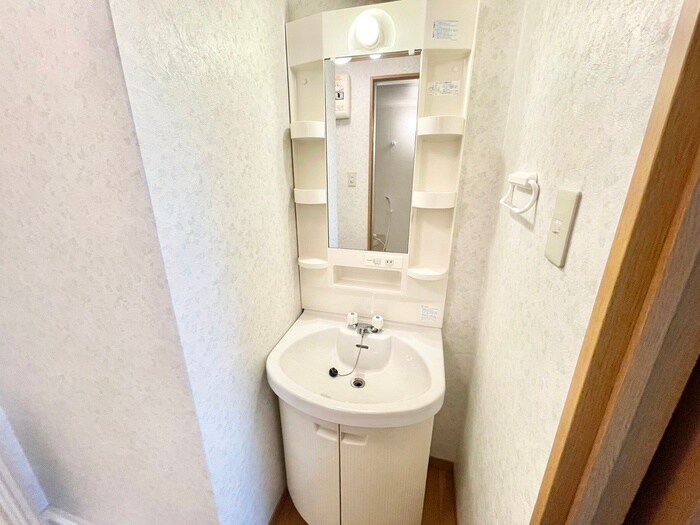 物件内観写真16　(洗面)