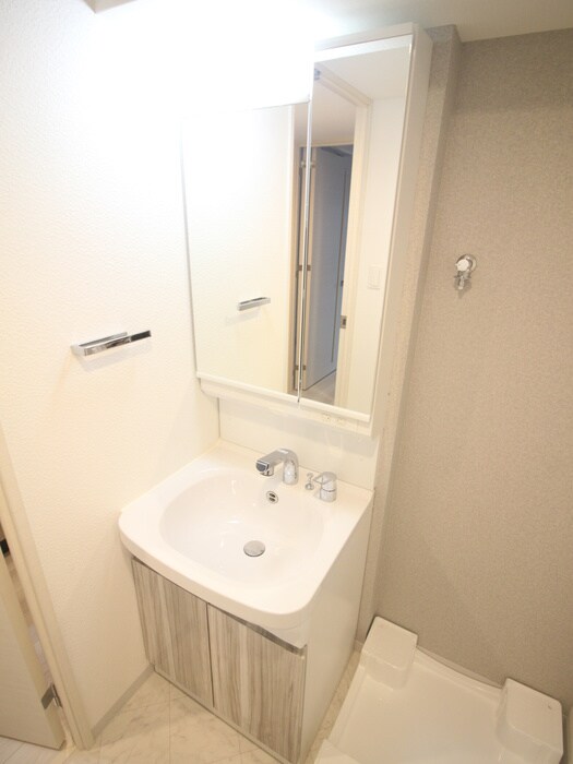 物件内観写真9　(洗面)