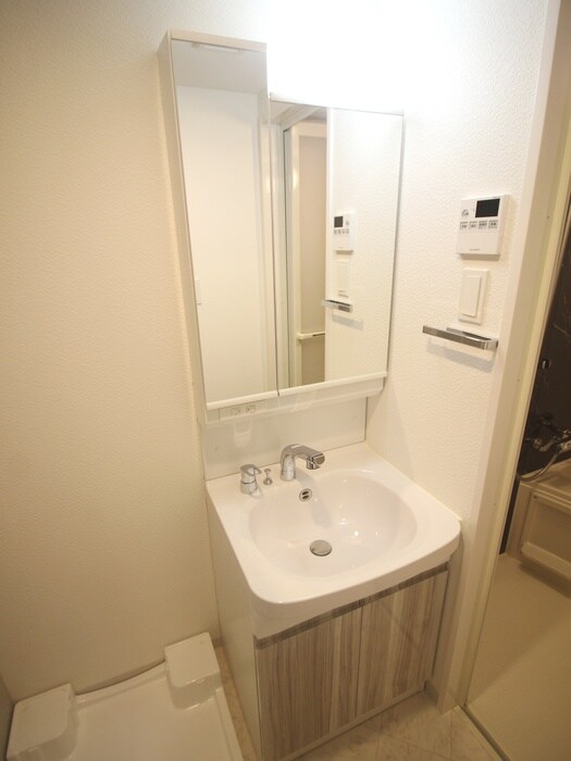 物件内観写真10　(洗面)