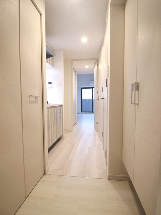 物件内観写真16　(廊下)