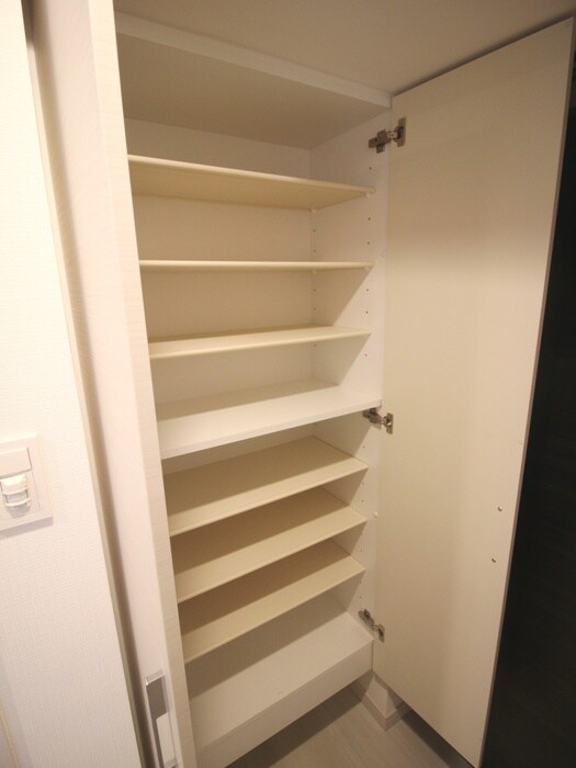 物件内観写真17　(靴箱)