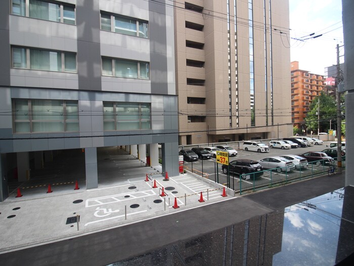 物件内観写真19　(室内からの展望)